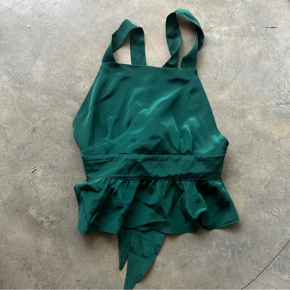 STONE COLD FOX 🌲 Always Judging La Brea Silk Crop Top